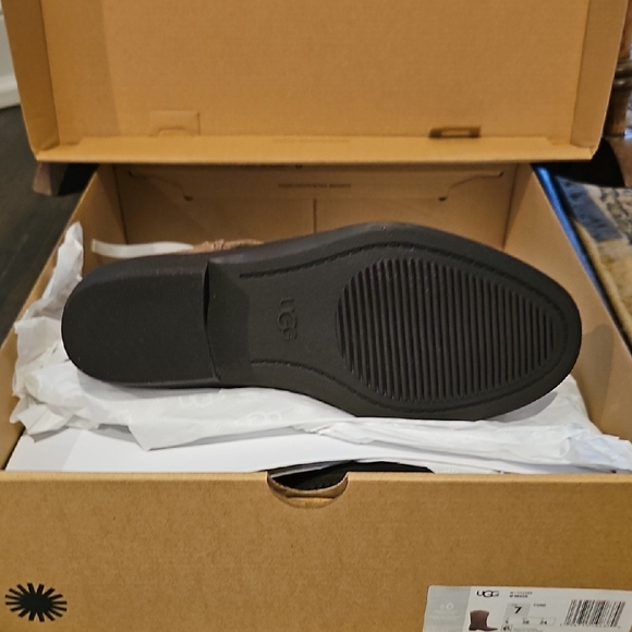 UGG Women's Brown Suede Winter Boots - Picture 3 of 3